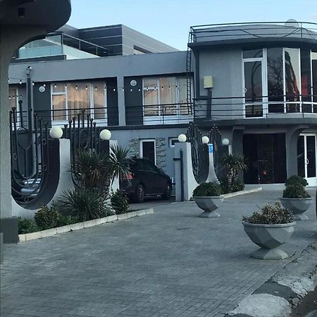Hotel Era Tiflis Exterior foto